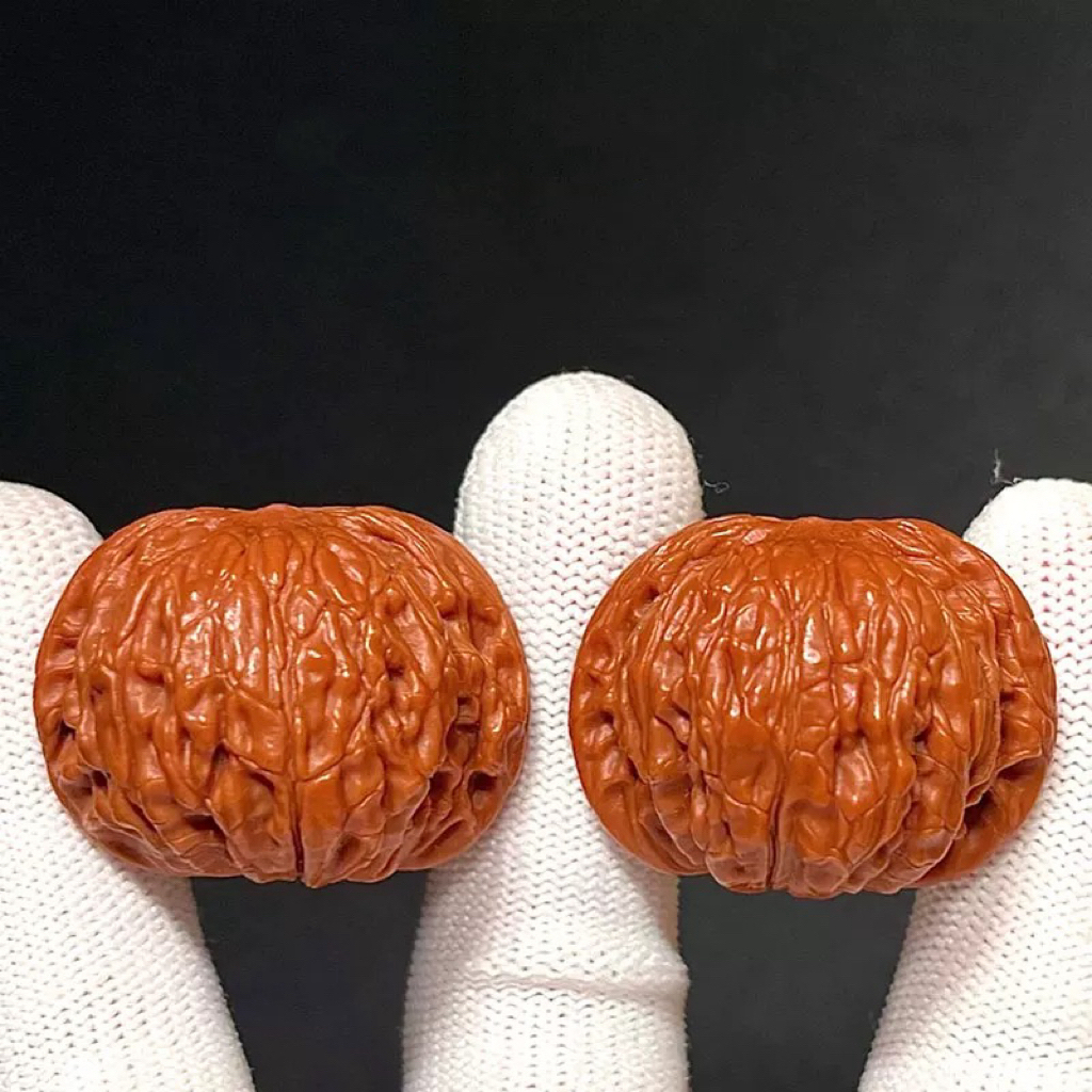 老树山地狮子头文玩核桃精品手把件把玩上色快