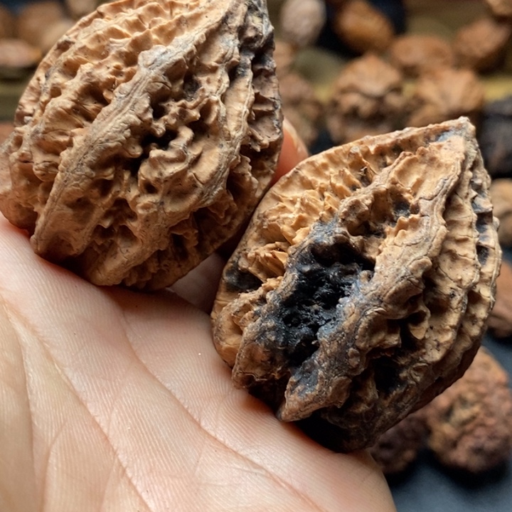 文玩核桃吊坠小涵34