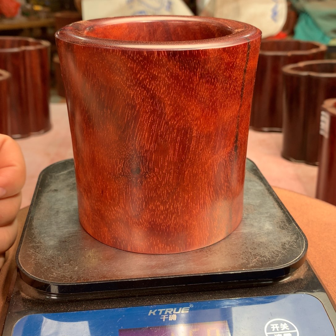 木笔筒工艺大漏价