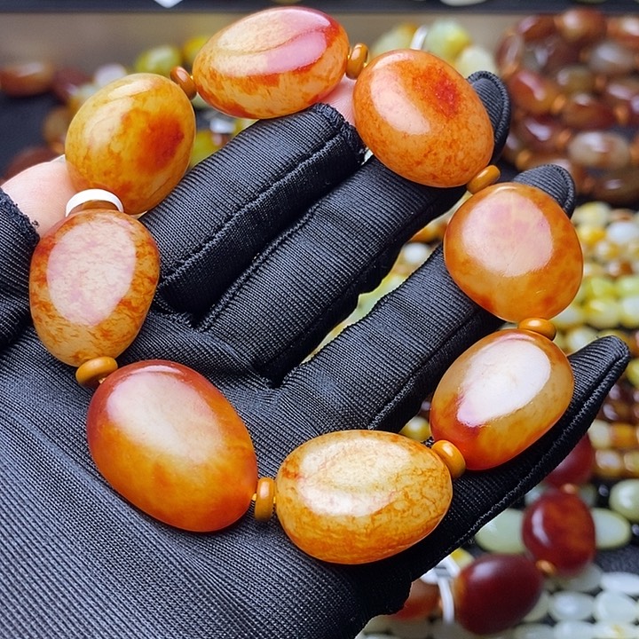 手链未镶嵌和田玉与****行