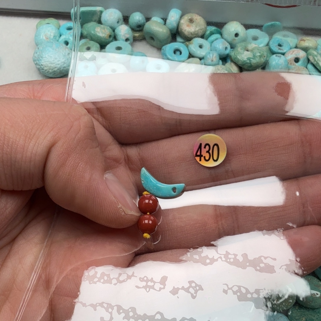 南红玛瑙未镶嵌珠宝奇石