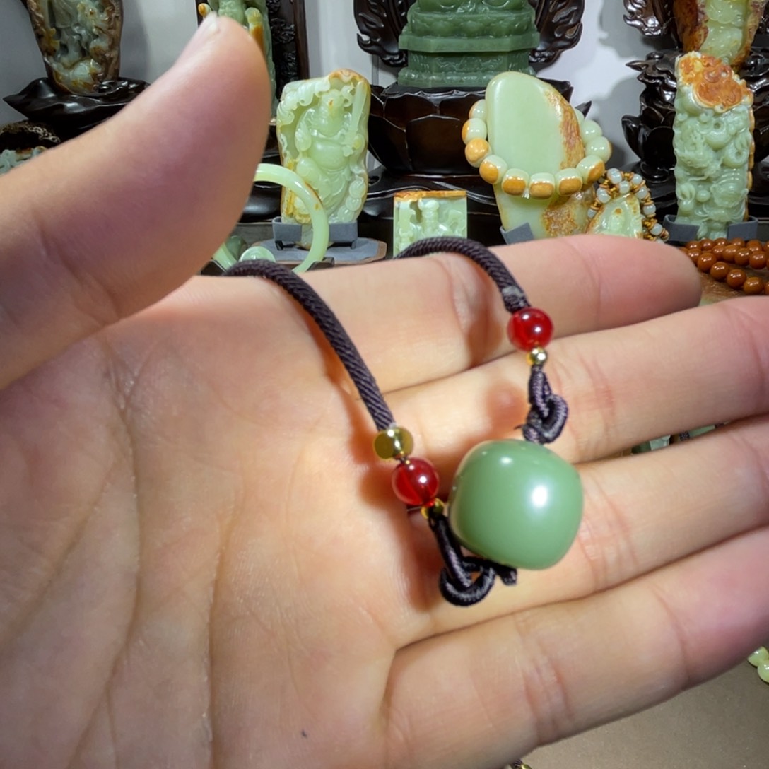 透闪石质玉单珠未镶嵌