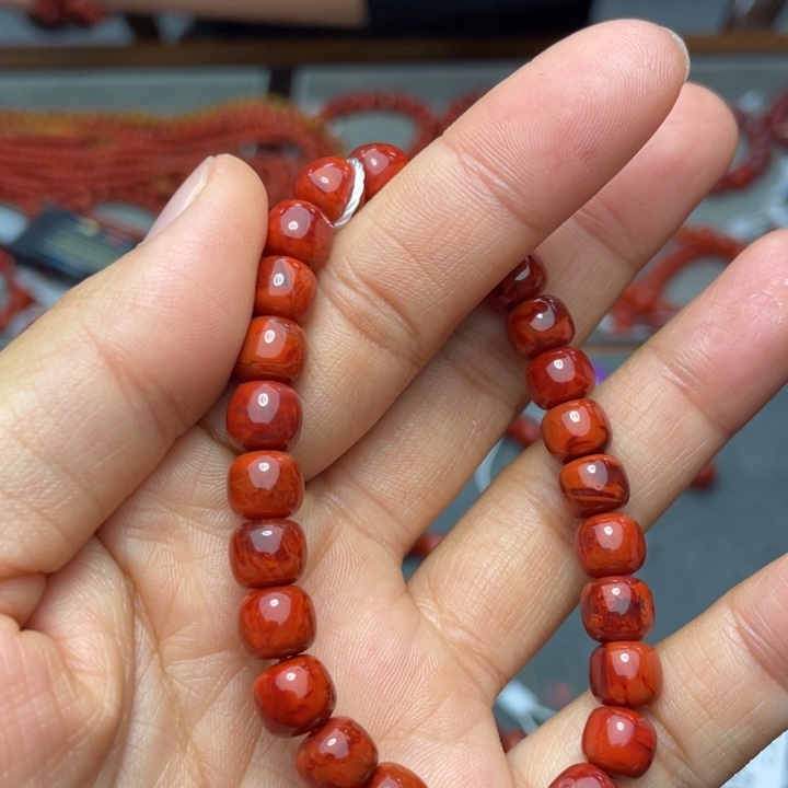 南红玛瑙手串8多样性发1未镶嵌