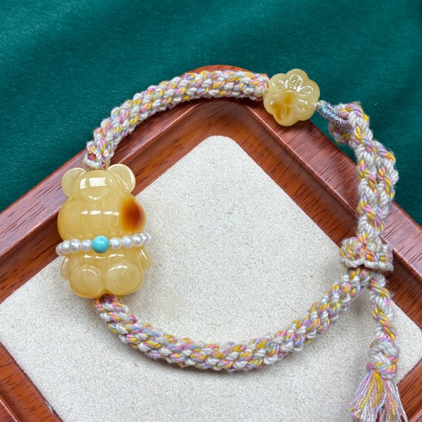 天然琥珀蜜蜡浓蜡妖花小熊手串（抖音基地发货，带证书）