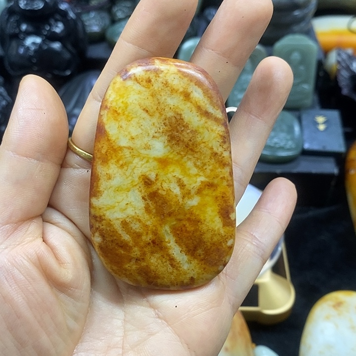 未镶嵌和田玉（糖玉）挂件