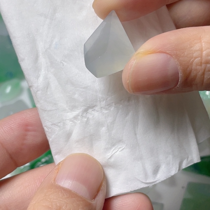 定制翡翠未镶嵌包工