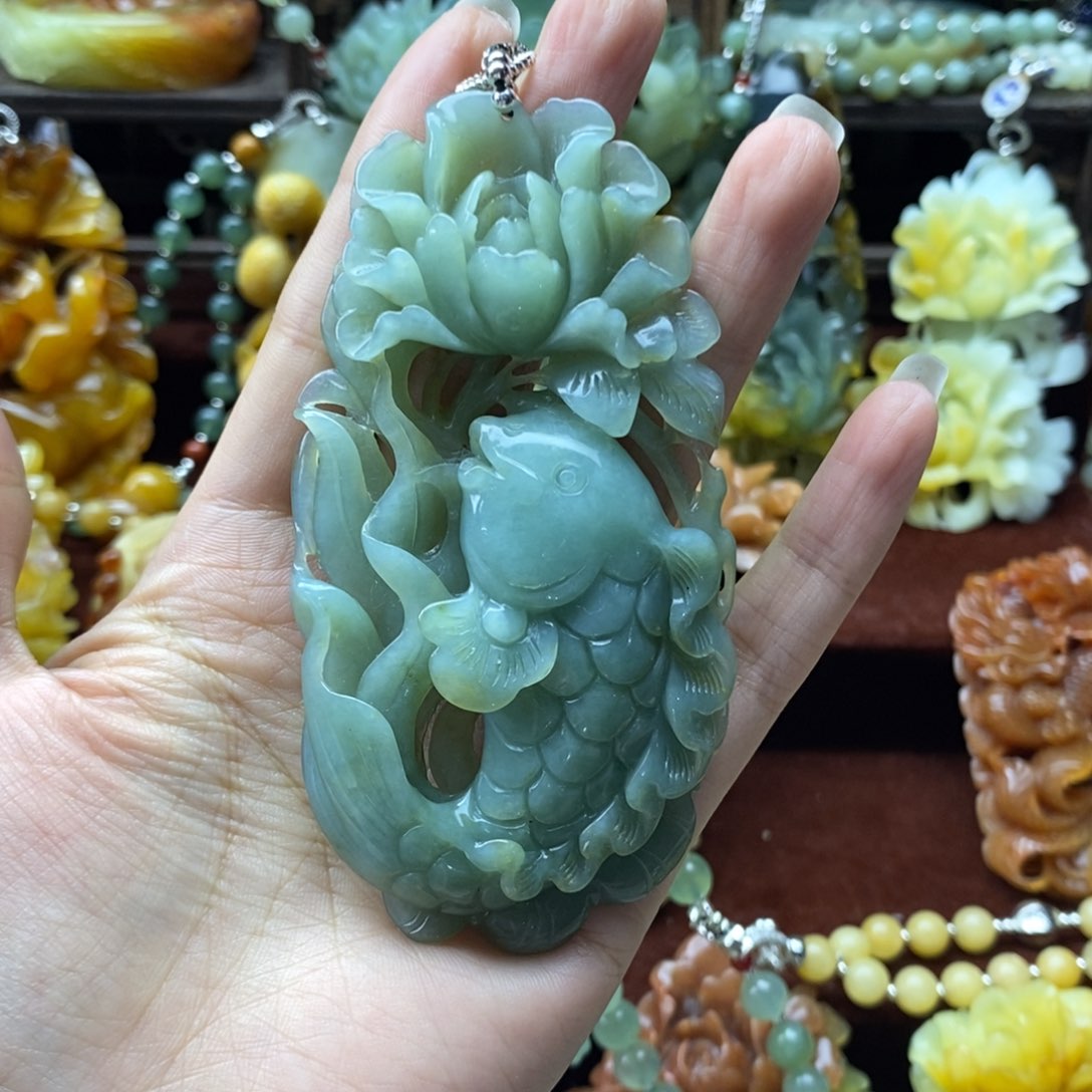 蛇纹石玉颈饰未镶嵌洁*