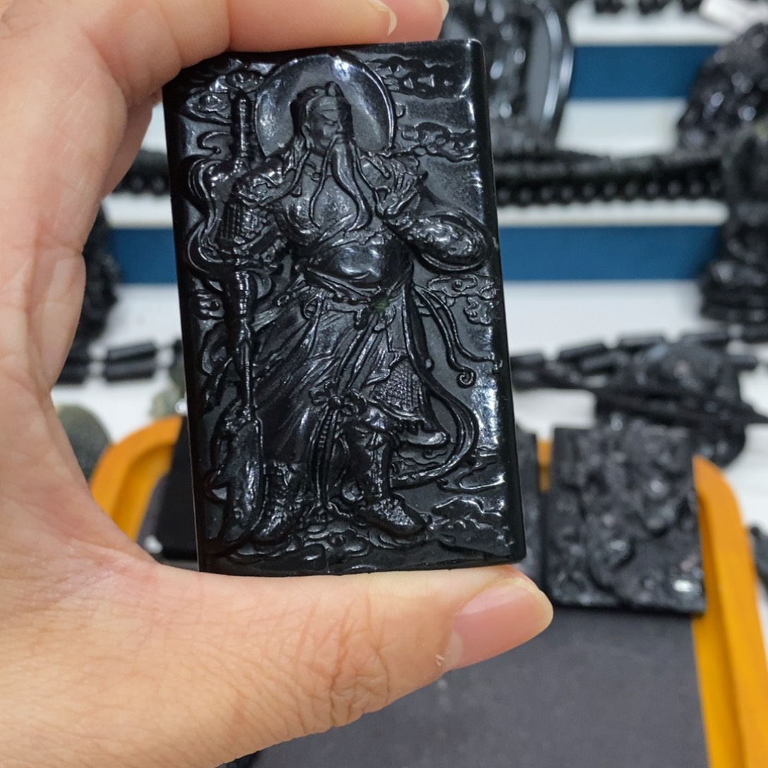 捕***灯蛇纹石玉未镶嵌吊坠