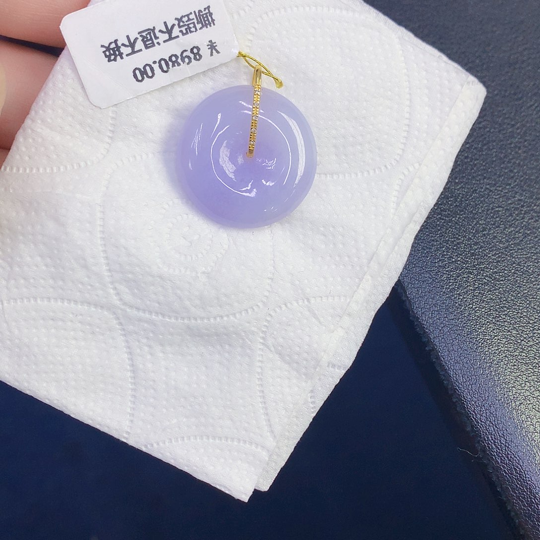 翡翠18K金镶嵌颈饰0000000000