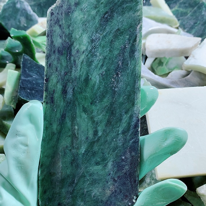 和田玉毛料未镶嵌