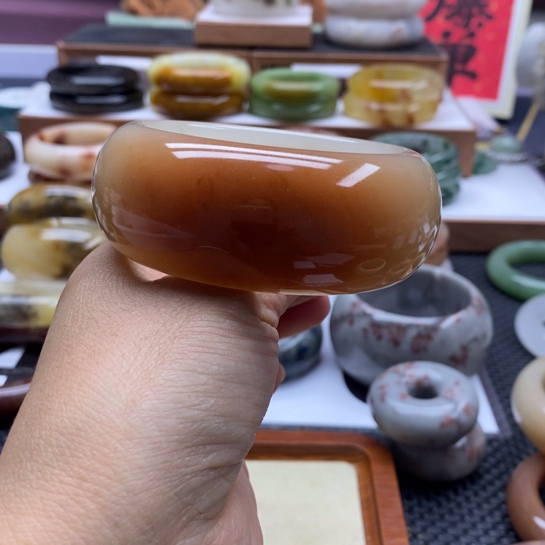 石英质玉手镯未镶嵌阿*