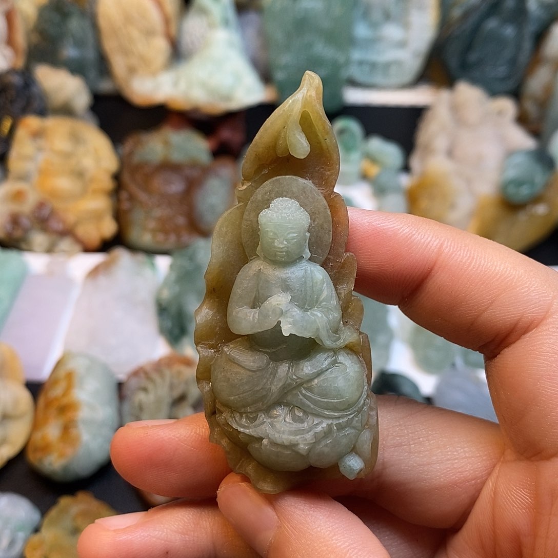 定制翡翠未镶嵌特色79