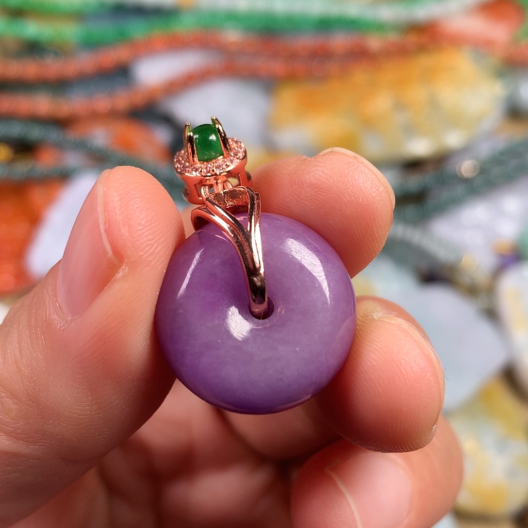 翡翠未镶嵌颈饰天然翡翠