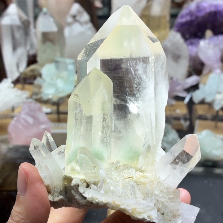 未镶嵌水晶摆件绿幽灵簇
