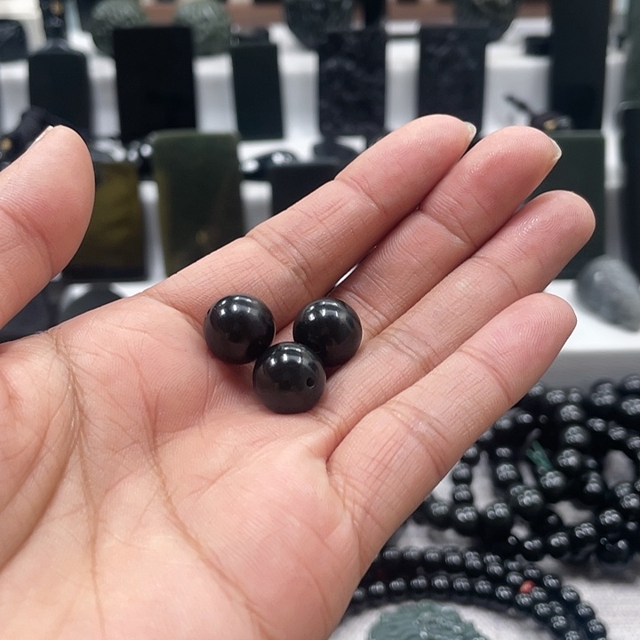 【闪购商品】颈饰未镶嵌和田玉（青玉）许*平