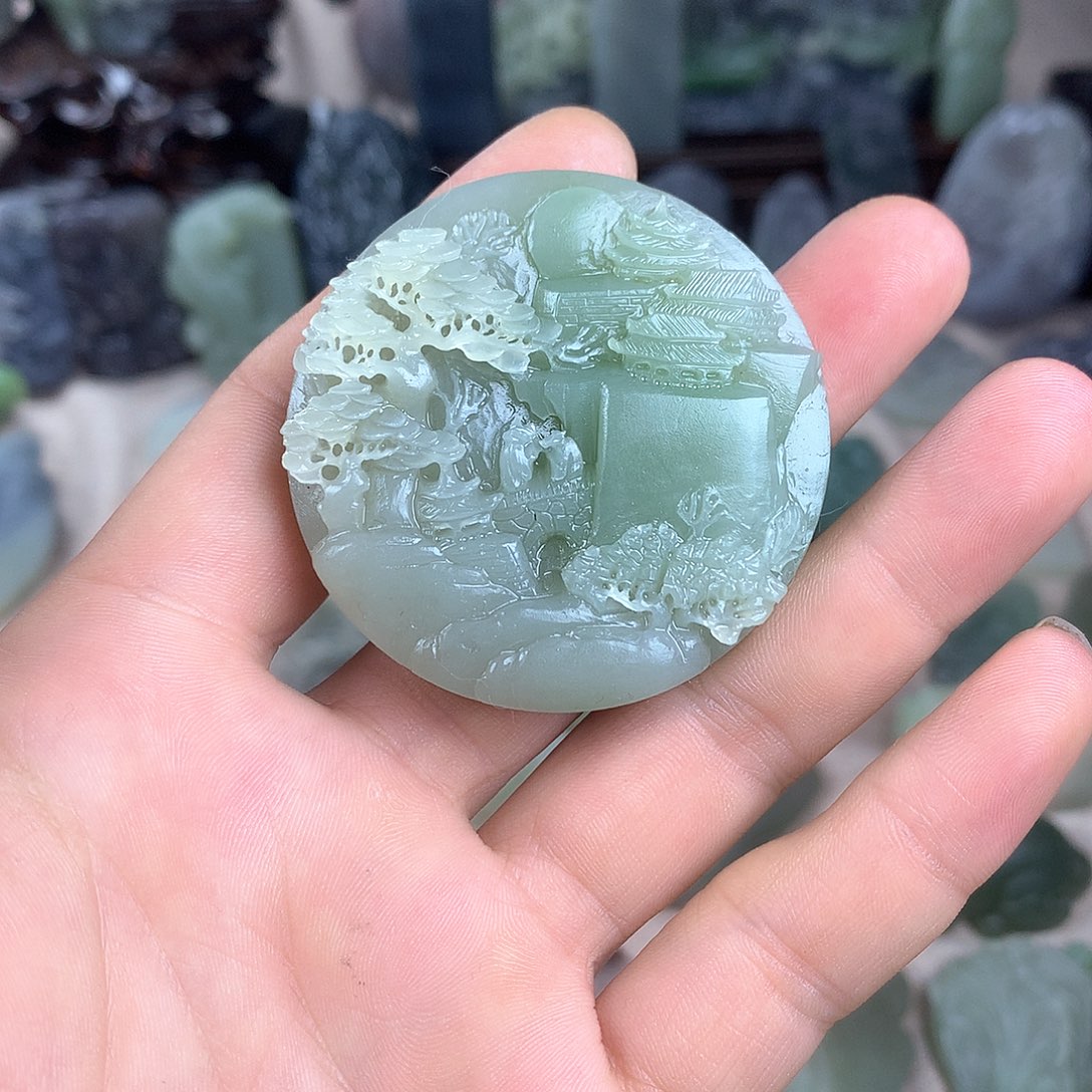 颈饰未镶嵌和田玉