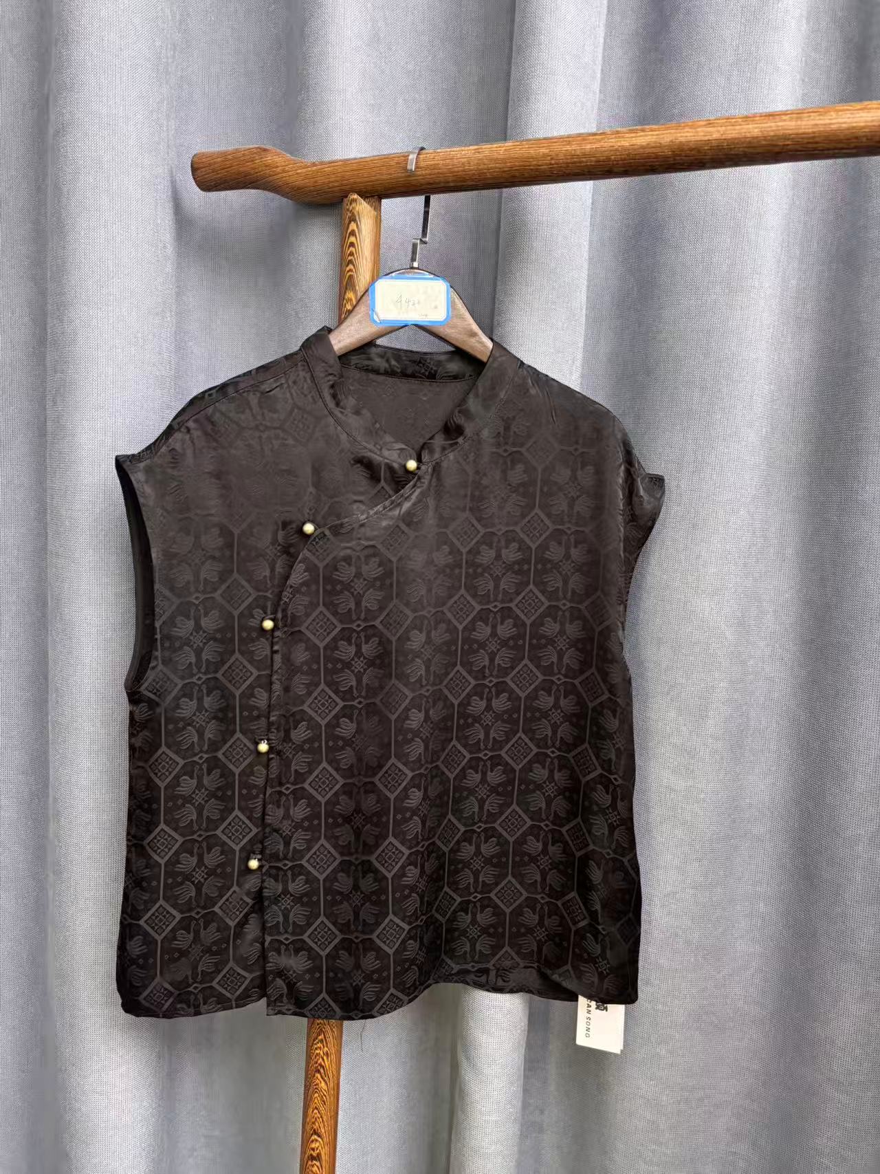 2025夏季新款时尚简约新中式桑蚕丝奥黛上衣女A422