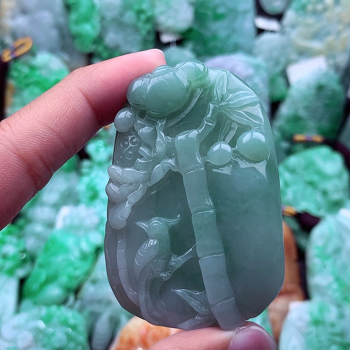 翡翠吊坠(不含链)未镶嵌