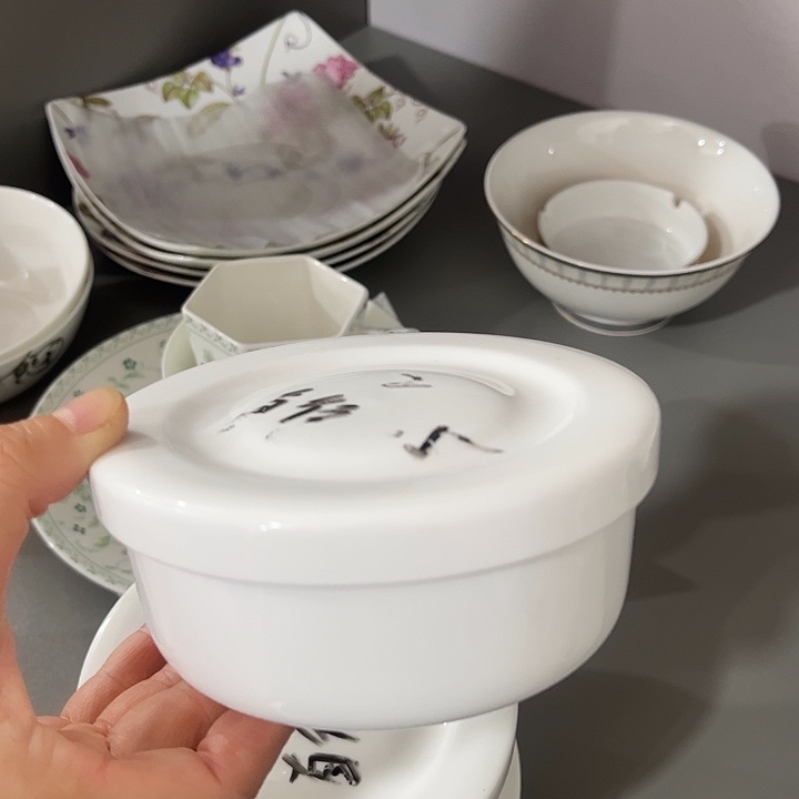 瓷片微瑕骨瓷保鲜碗一个小