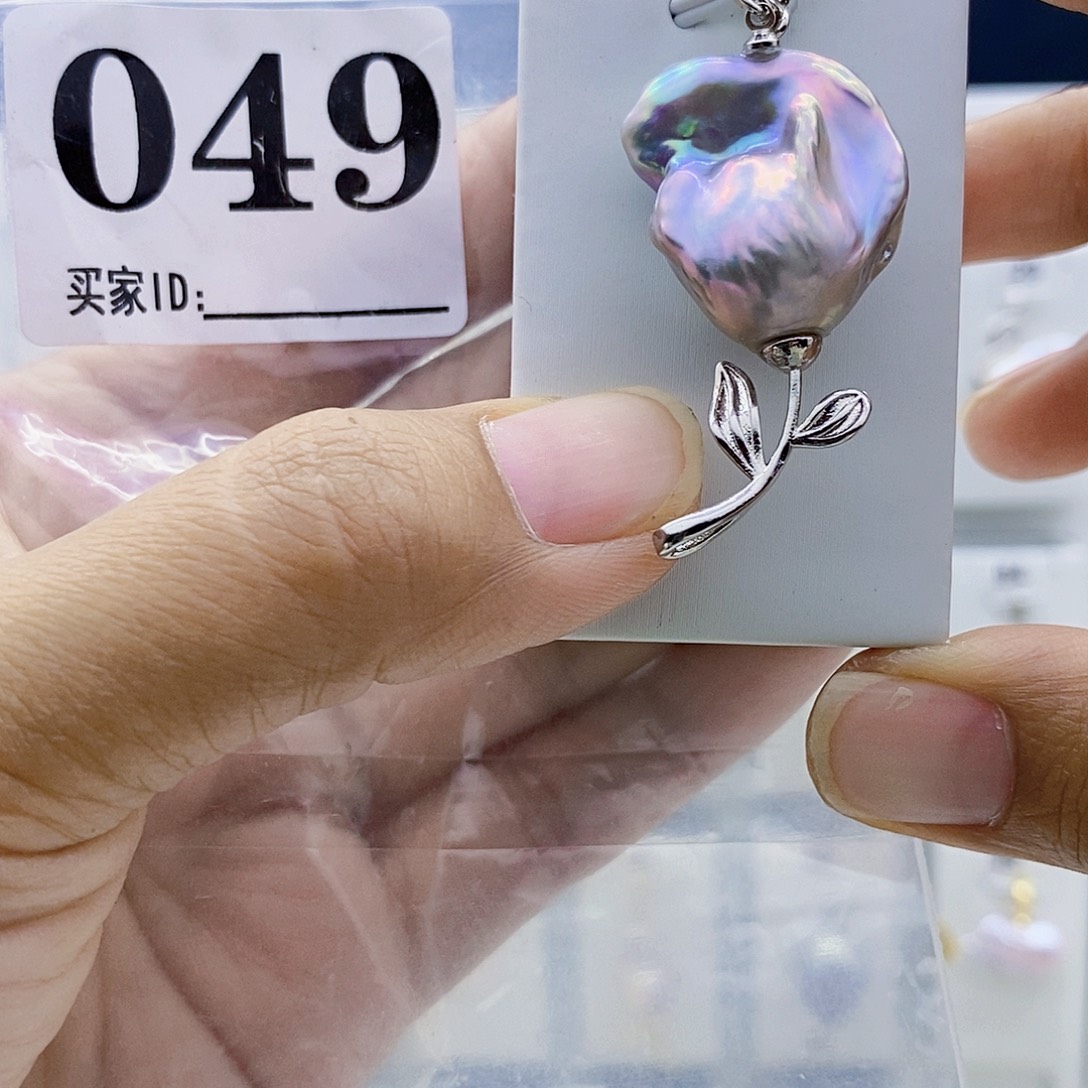 阿***狗钛钢淡水珍珠颈饰