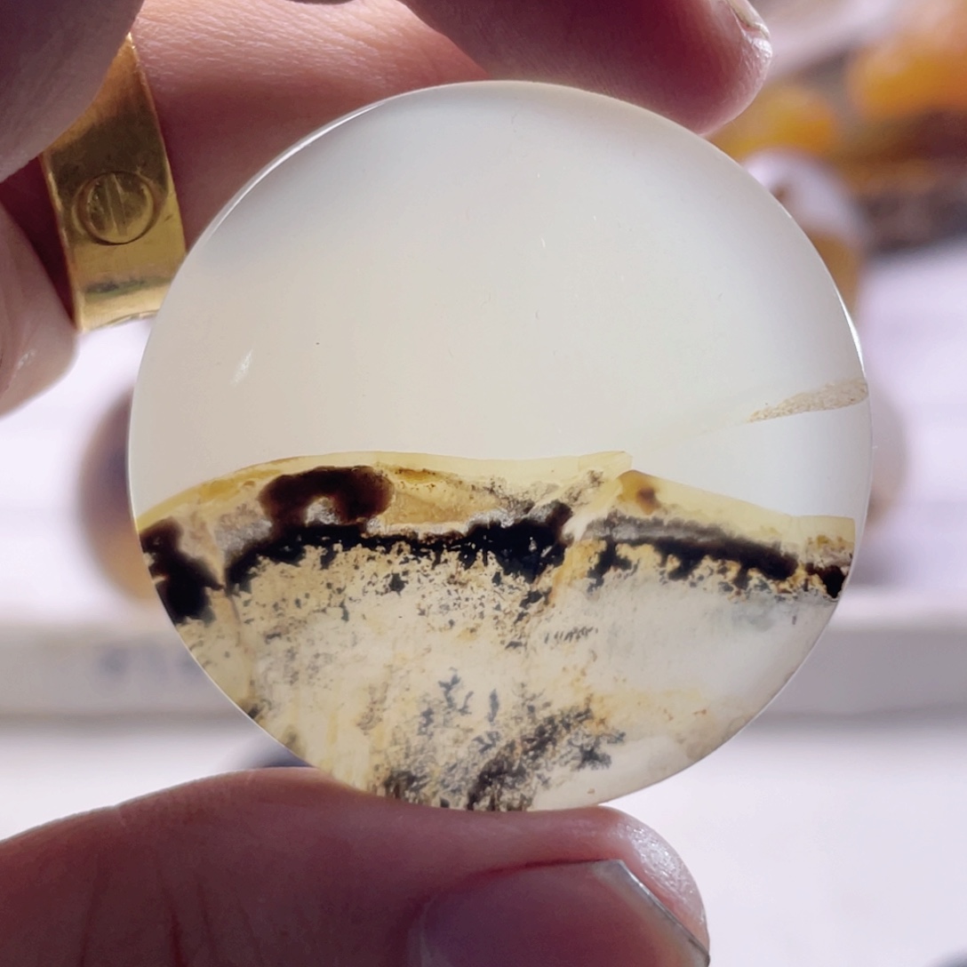 玛瑙/玉髓未镶嵌珠宝奇石
