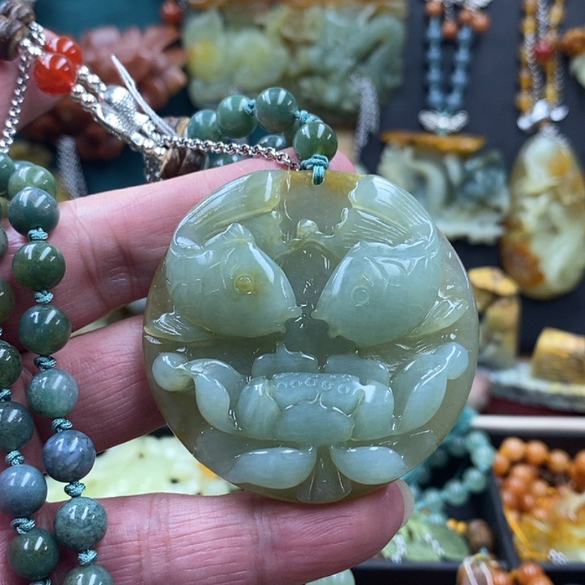 【闪购商品】蛇纹石玉吊坠未镶嵌