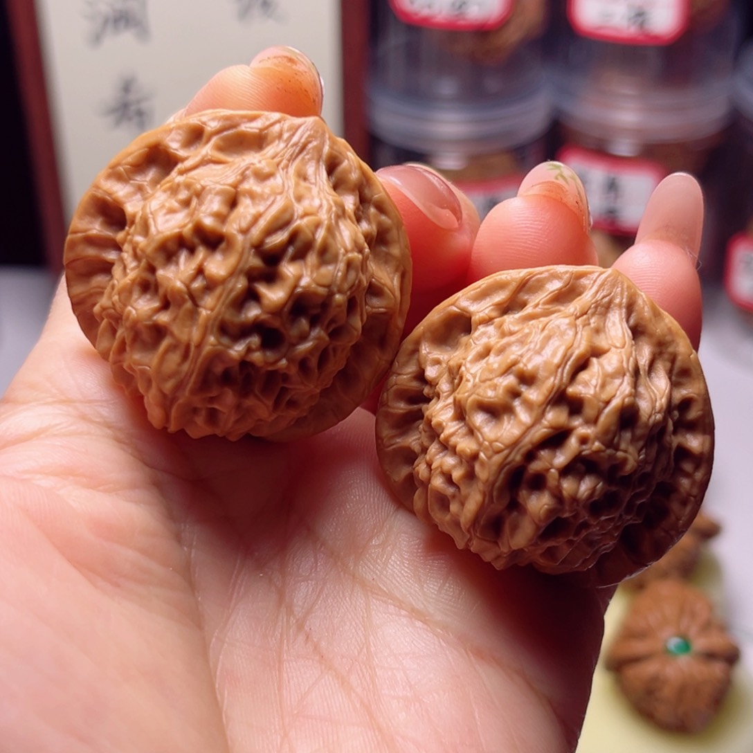 文玩核桃吊坠39尺全品龙公子