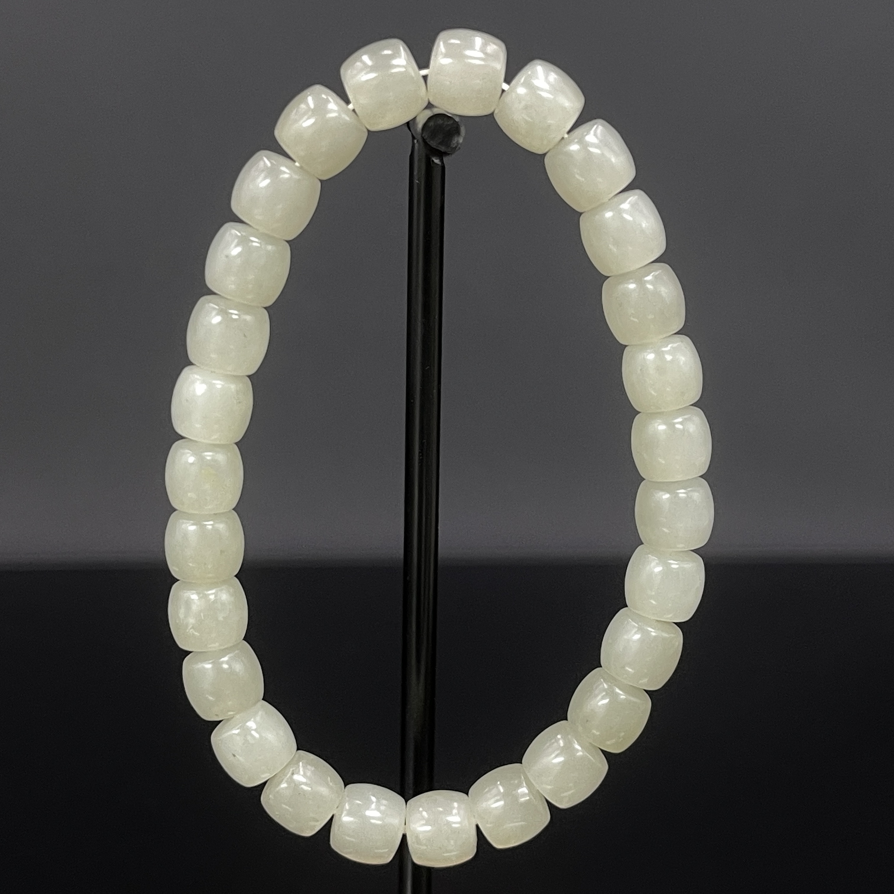 0103GY8595和田玉手串 