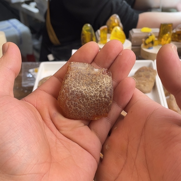 小***子定制琥珀未镶嵌天然琥珀蜜蜡