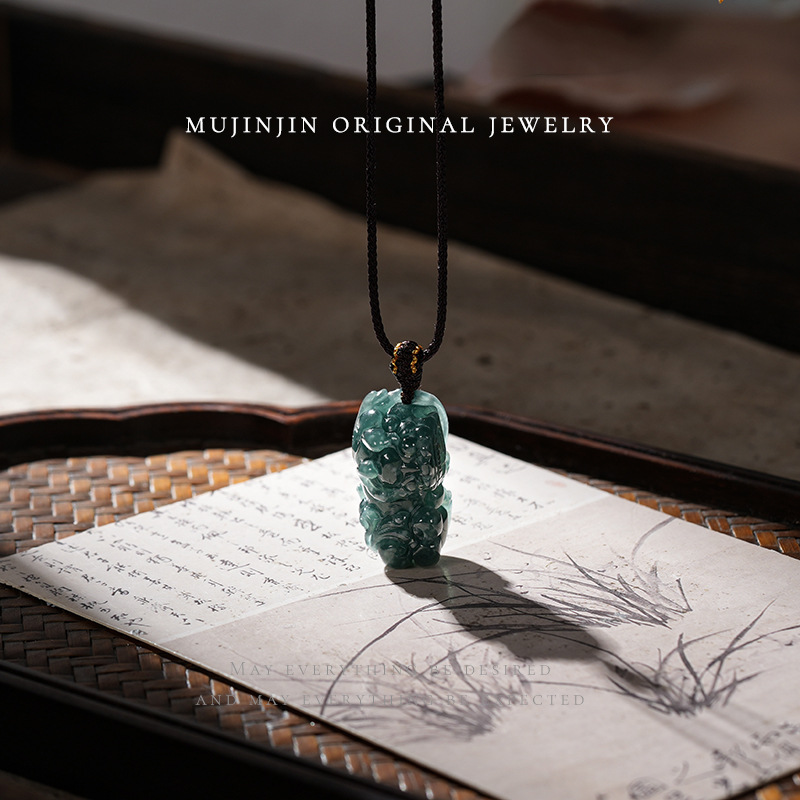 【木槿槿 槿选 财】天然翡翠招财貔貅吊坠女款时尚饰品项链送礼物