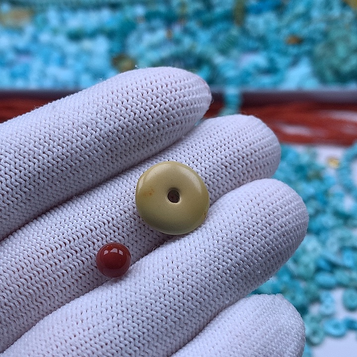 南红玛瑙未镶嵌珠宝奇石