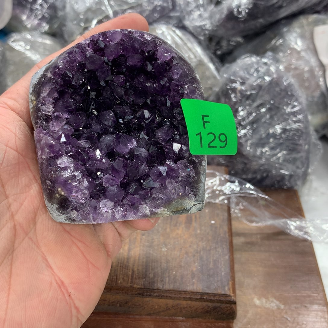 紫晶大型摆件（非配饰）未镶嵌