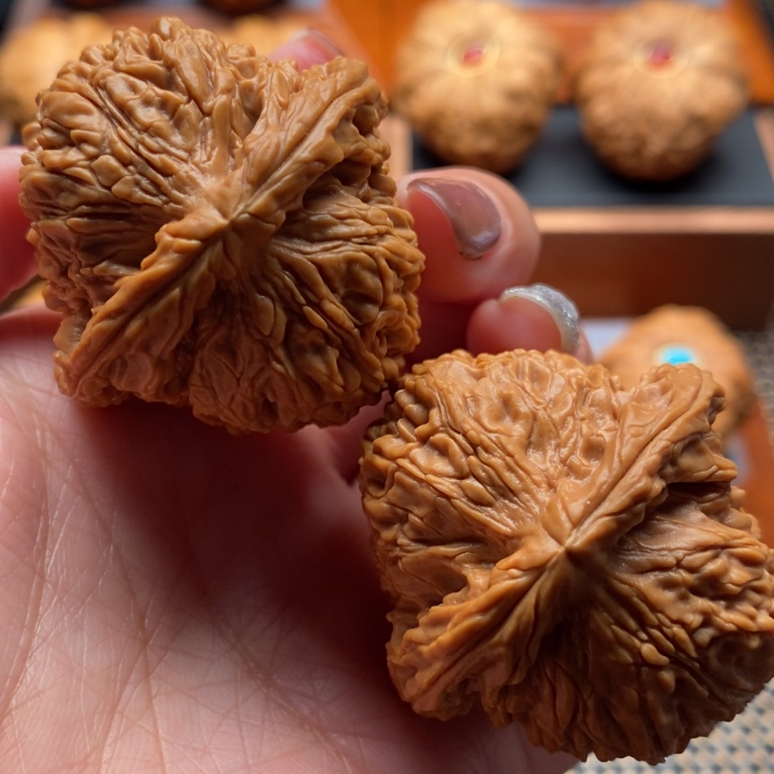 文玩核桃把件42尺寸南江石 全品