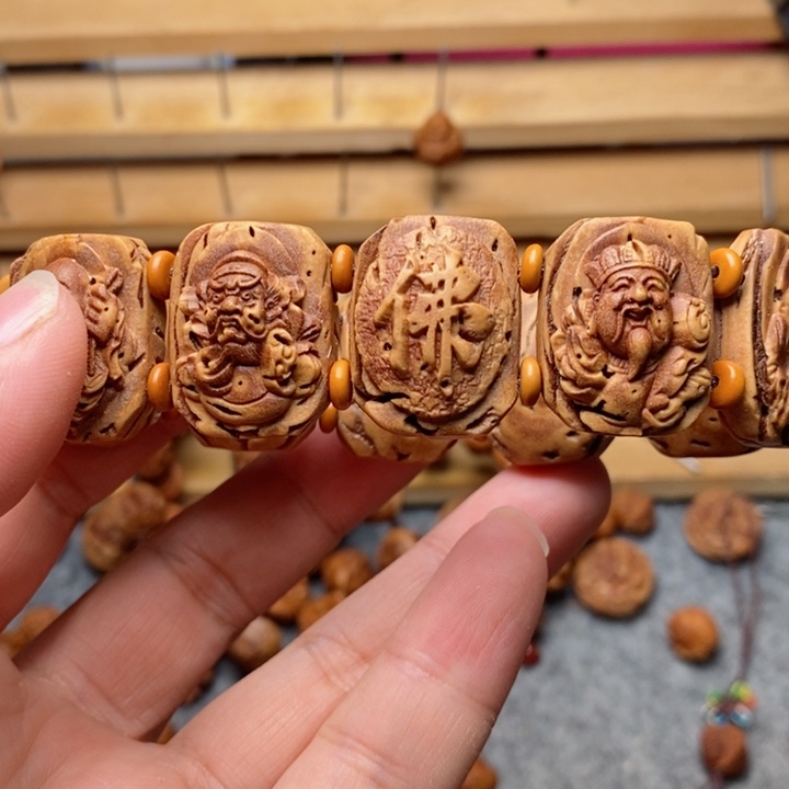 古***儿桃核雕刻神仙会手牌