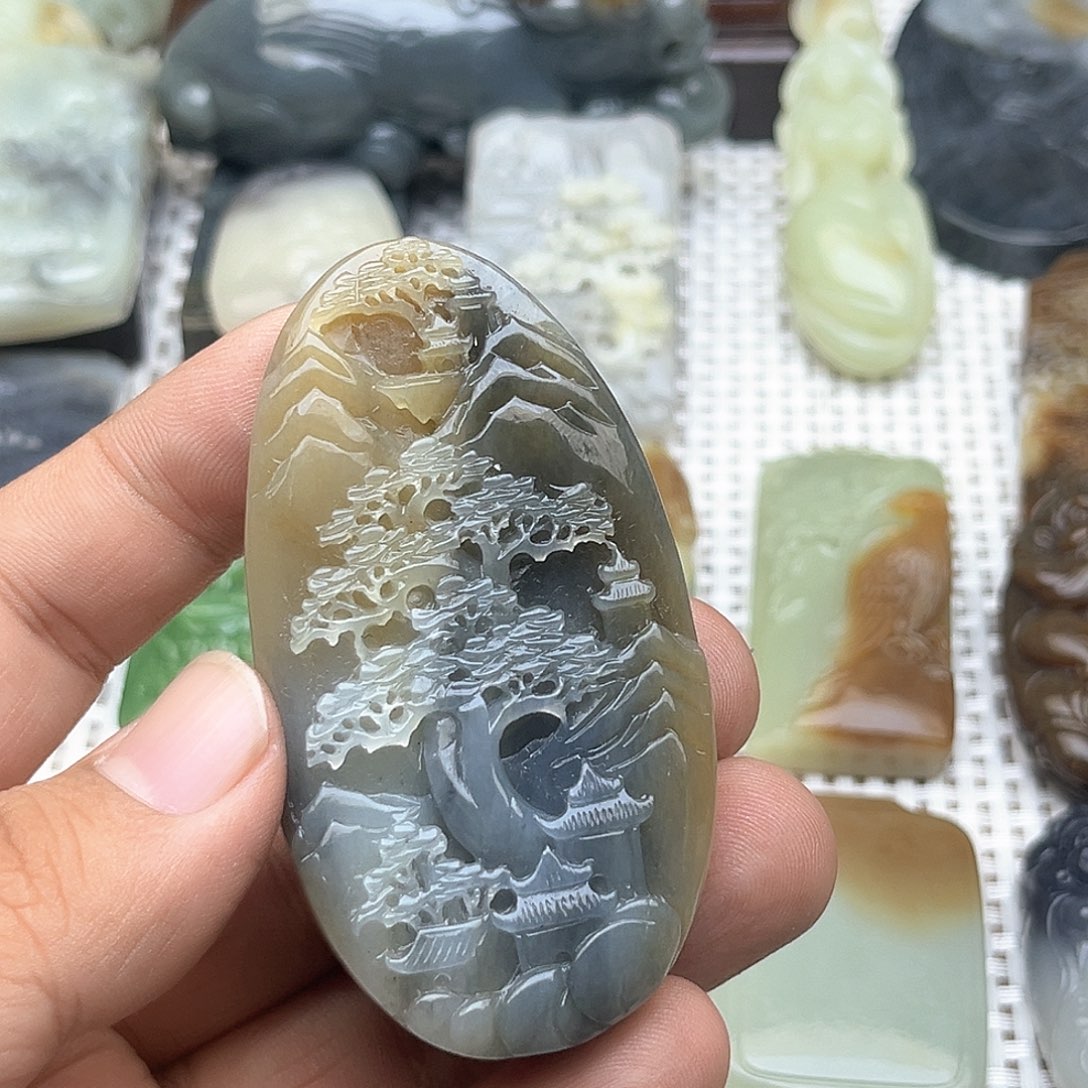 和田玉挂件未镶嵌李****回