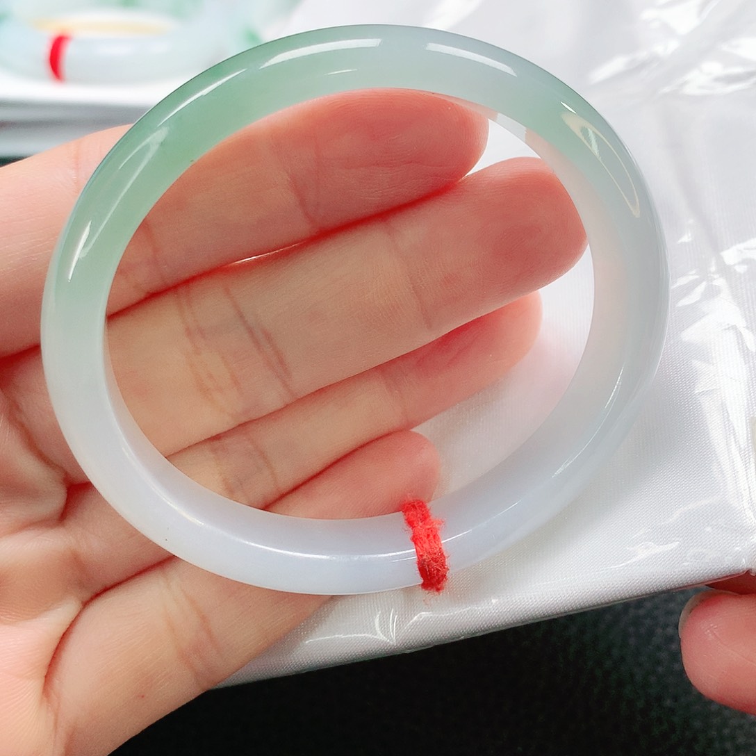 未镶嵌手镯翡翠55贵妃