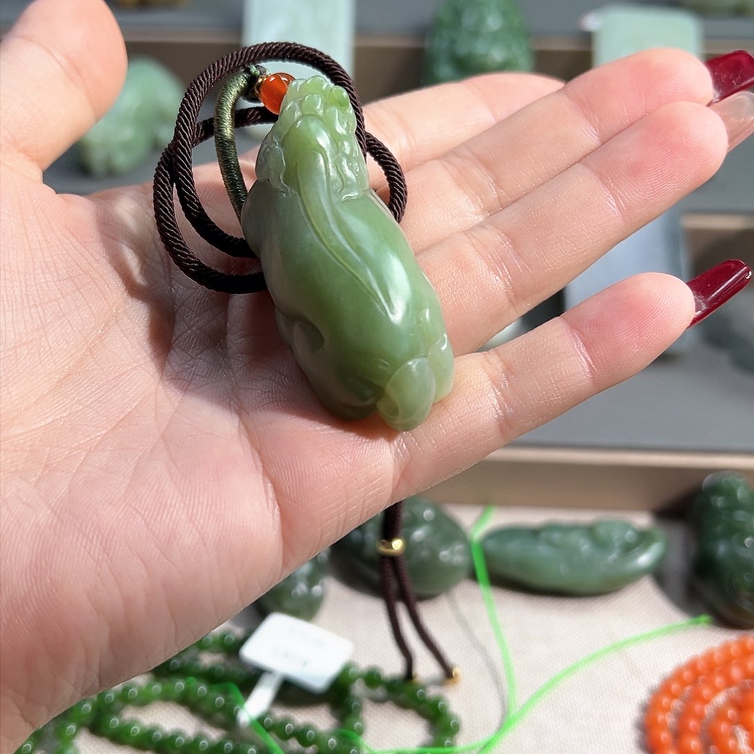 和田玉吊坠(不含链)未镶嵌