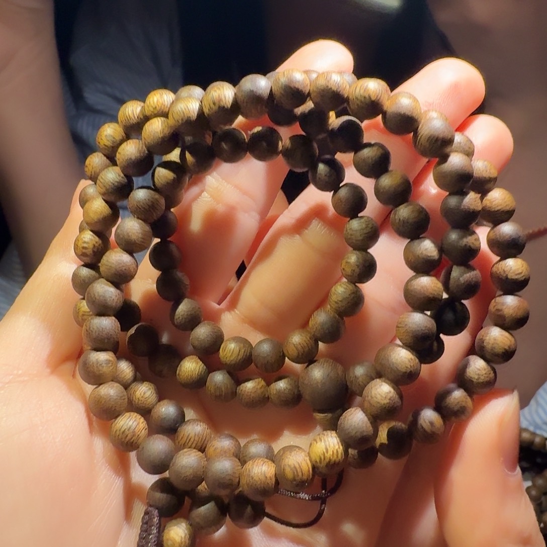 香粉沉香卡6多圈手串14克+