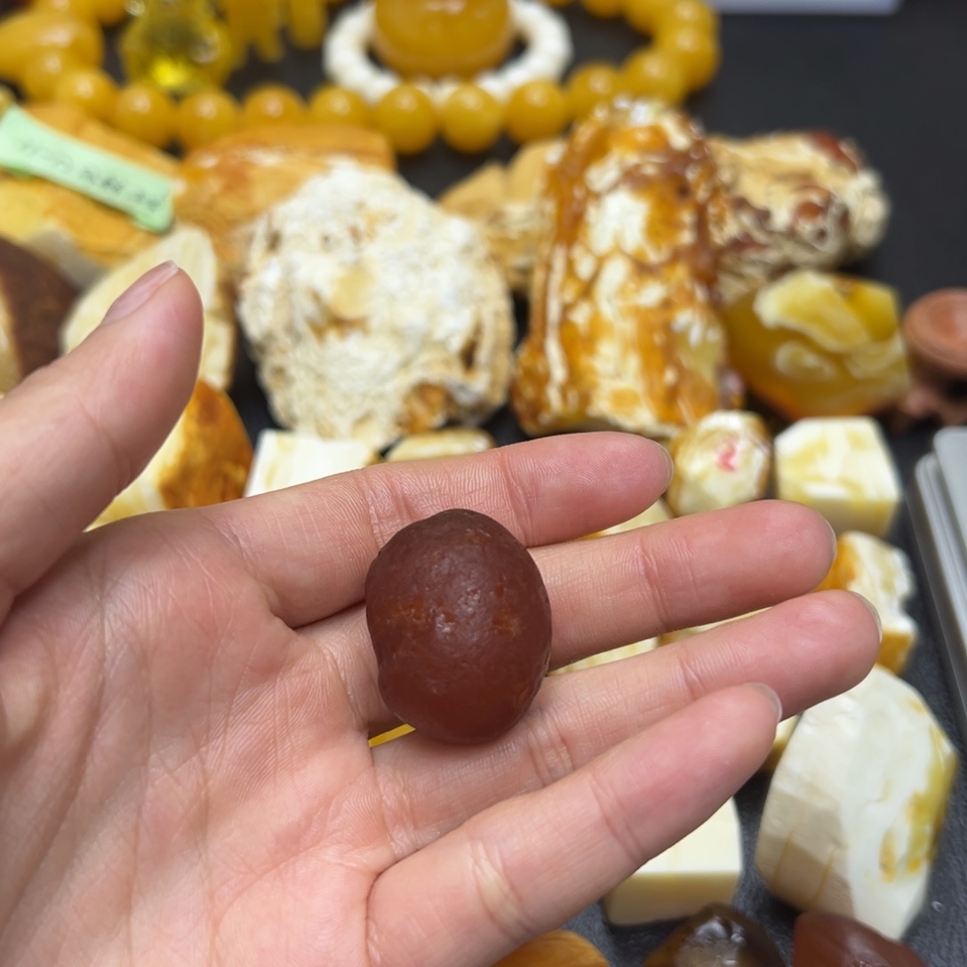 定制琥珀未镶嵌木**西蜜蜡