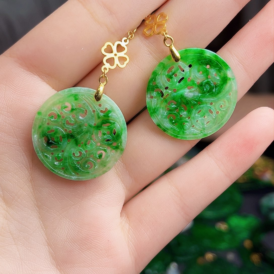 颈饰银S925镶嵌翡翠多样性