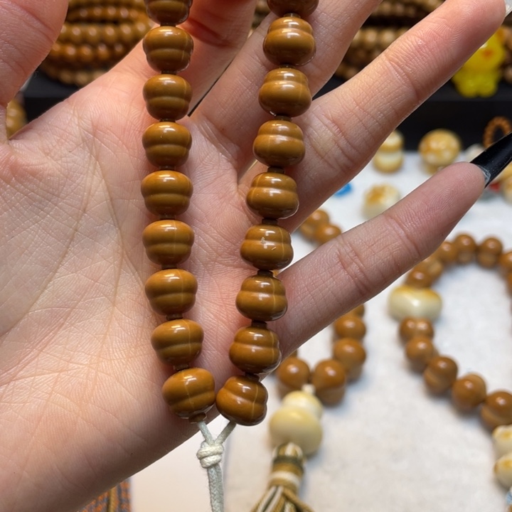 卖***姨手串猴头核桃二等小葫芦猴头核桃