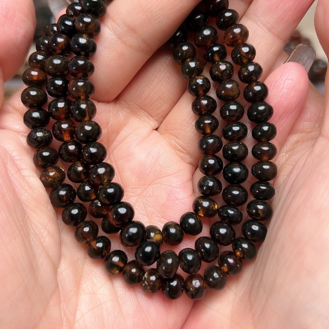 琥珀未镶嵌裸石抚顺琥珀20724六