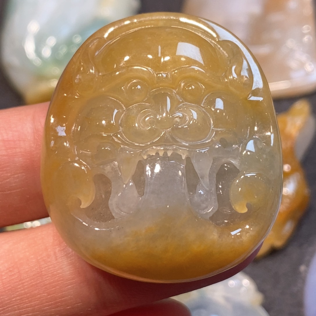 定制翡翠未镶嵌缅甸天然非常冰黄龙吸水来财吊坠