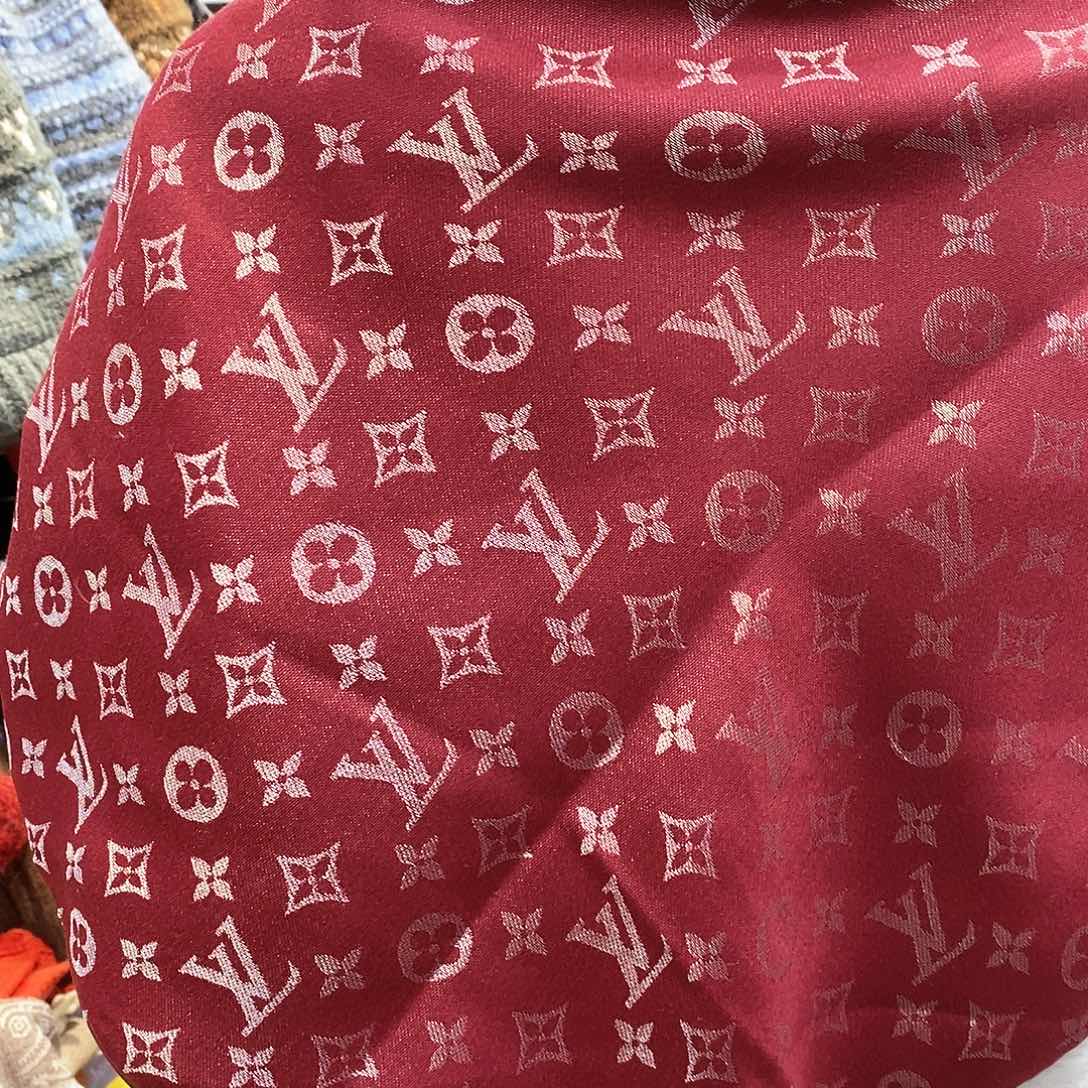 三醋酯纤维秋季新款薄款双面三角巾