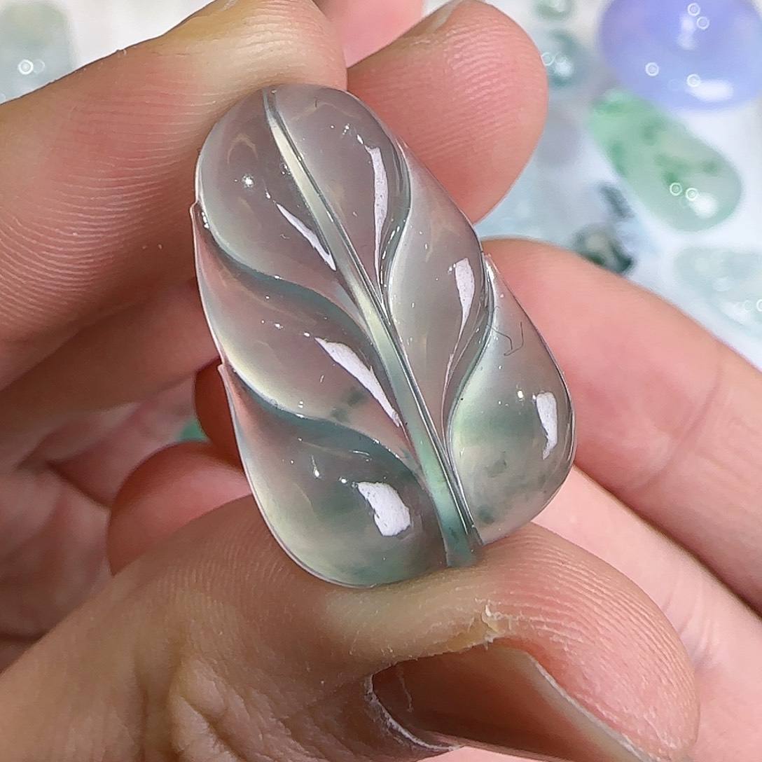 【闪购商品】翡翠吊坠(不含链)未镶嵌百***⁵