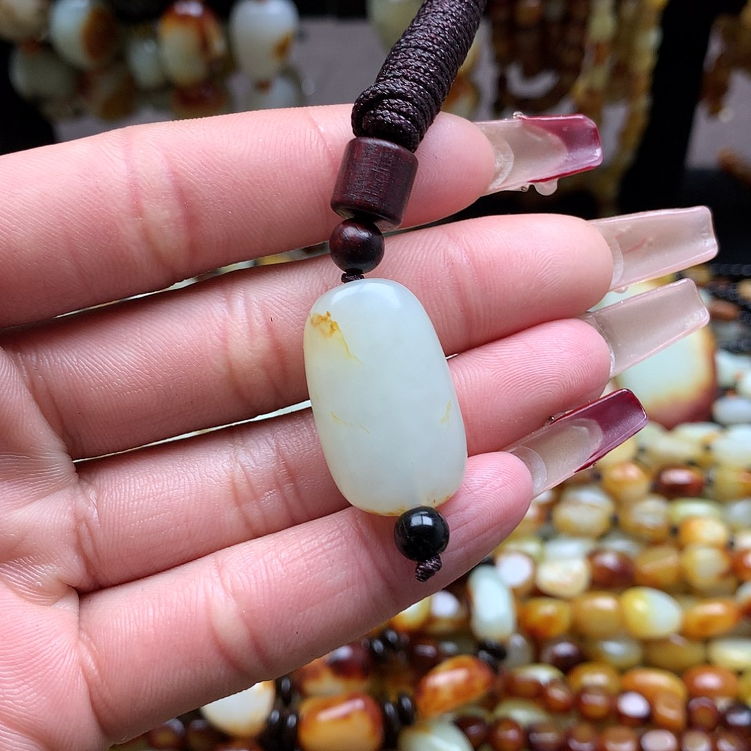 和田玉手链未镶嵌