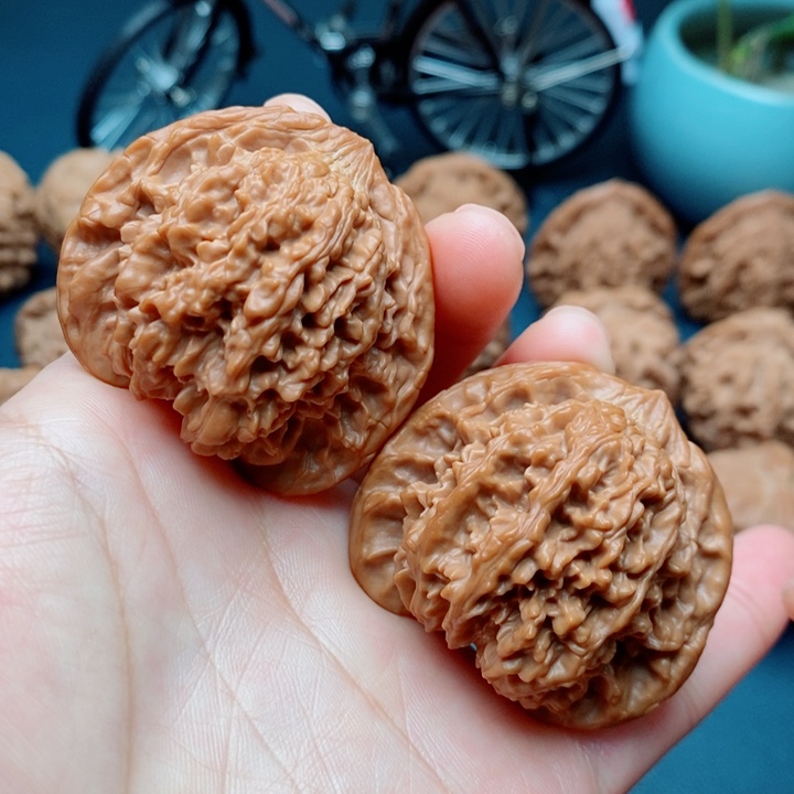 文玩核桃把件满天星44全品