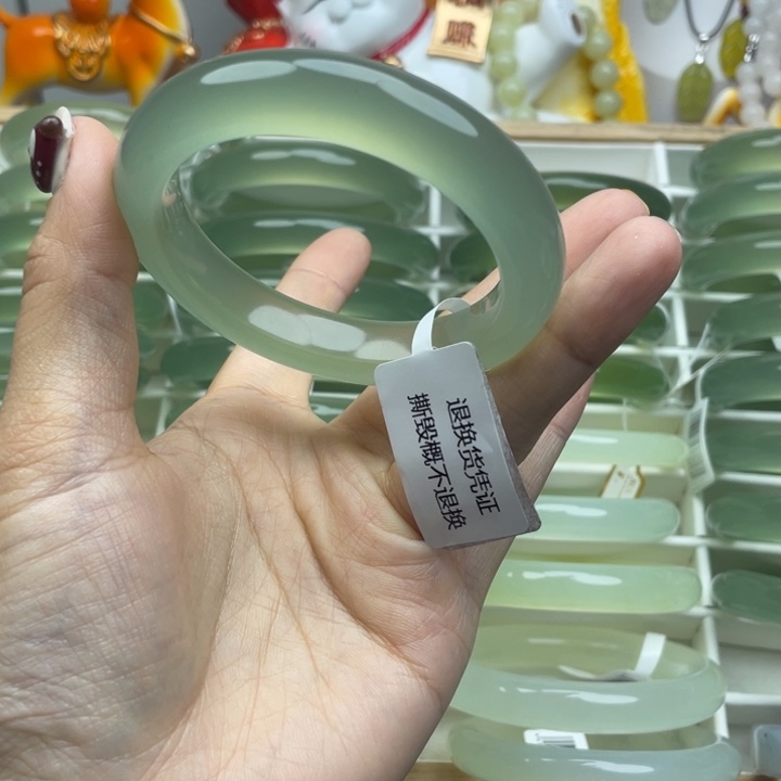 美***辰岫玉未镶嵌手镯岫玉