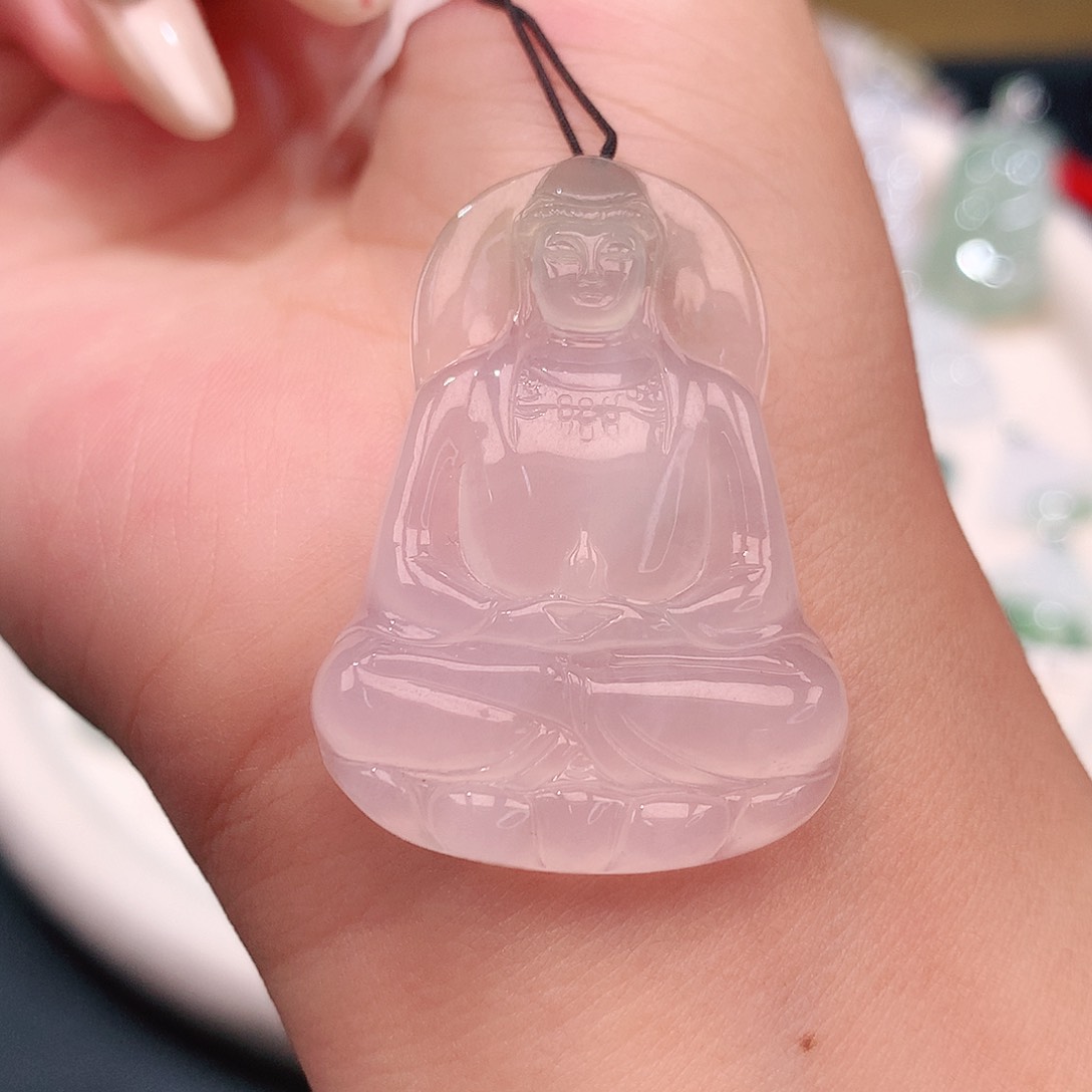 颈饰未镶嵌翡翠观音