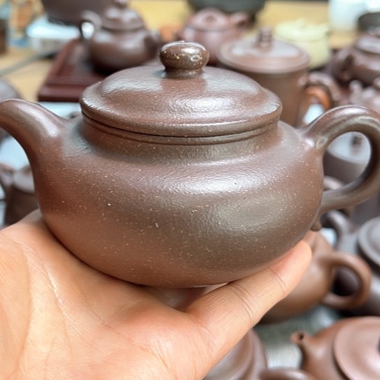 紫泥茶壶.*黄龙山原矿